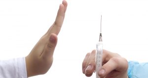 Impfung: Keine Chance für Gegner / Artikelbild: KatsiarynaKa2 - Shutterstock.com